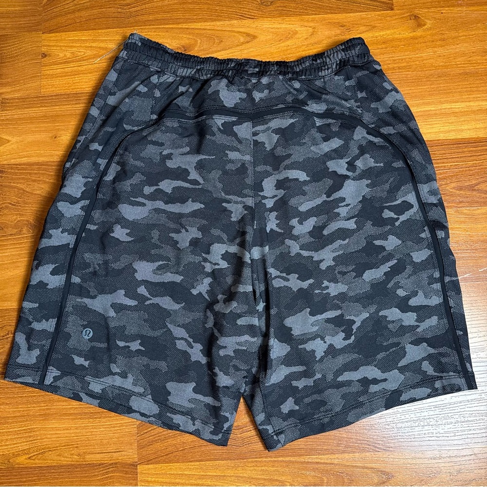 Lululemon Men’s Pace Breaker Shorts
